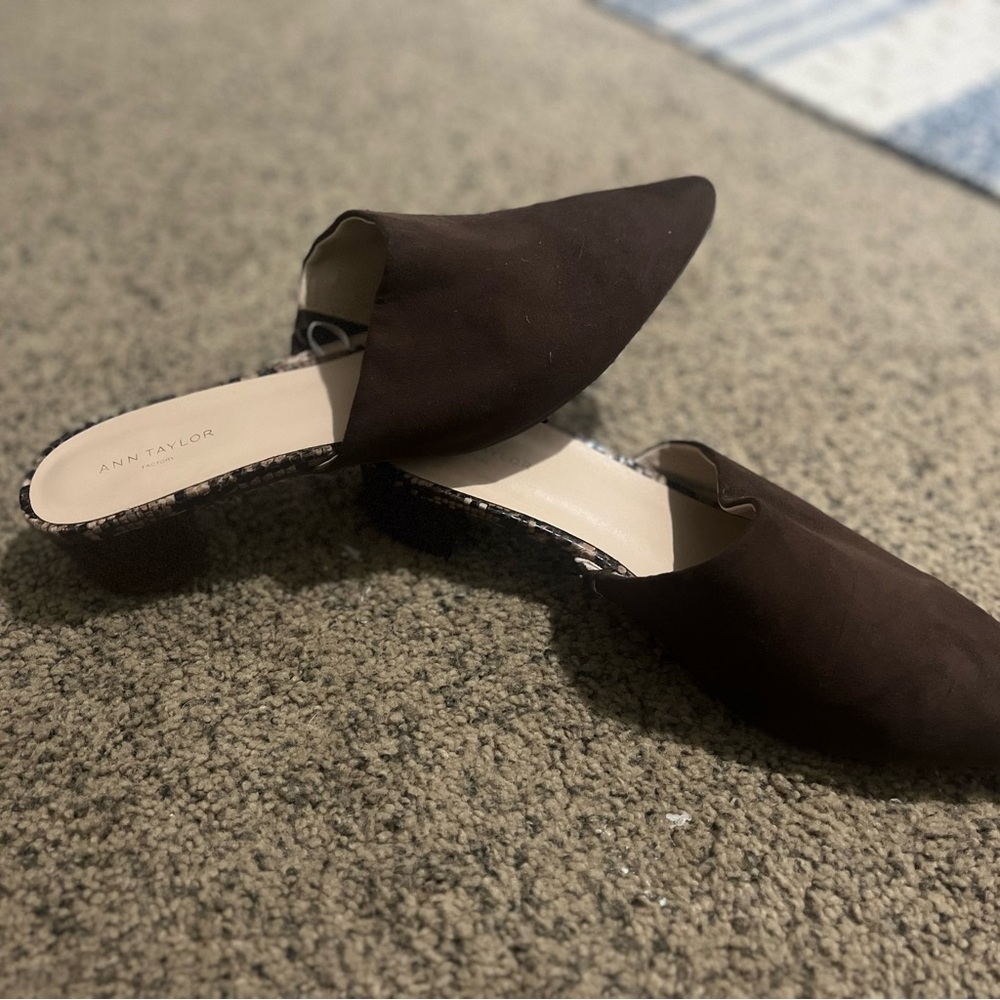 Ann Taylor Brown Suede Mules/Flats